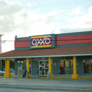 Las mil gasolineras de OXXO